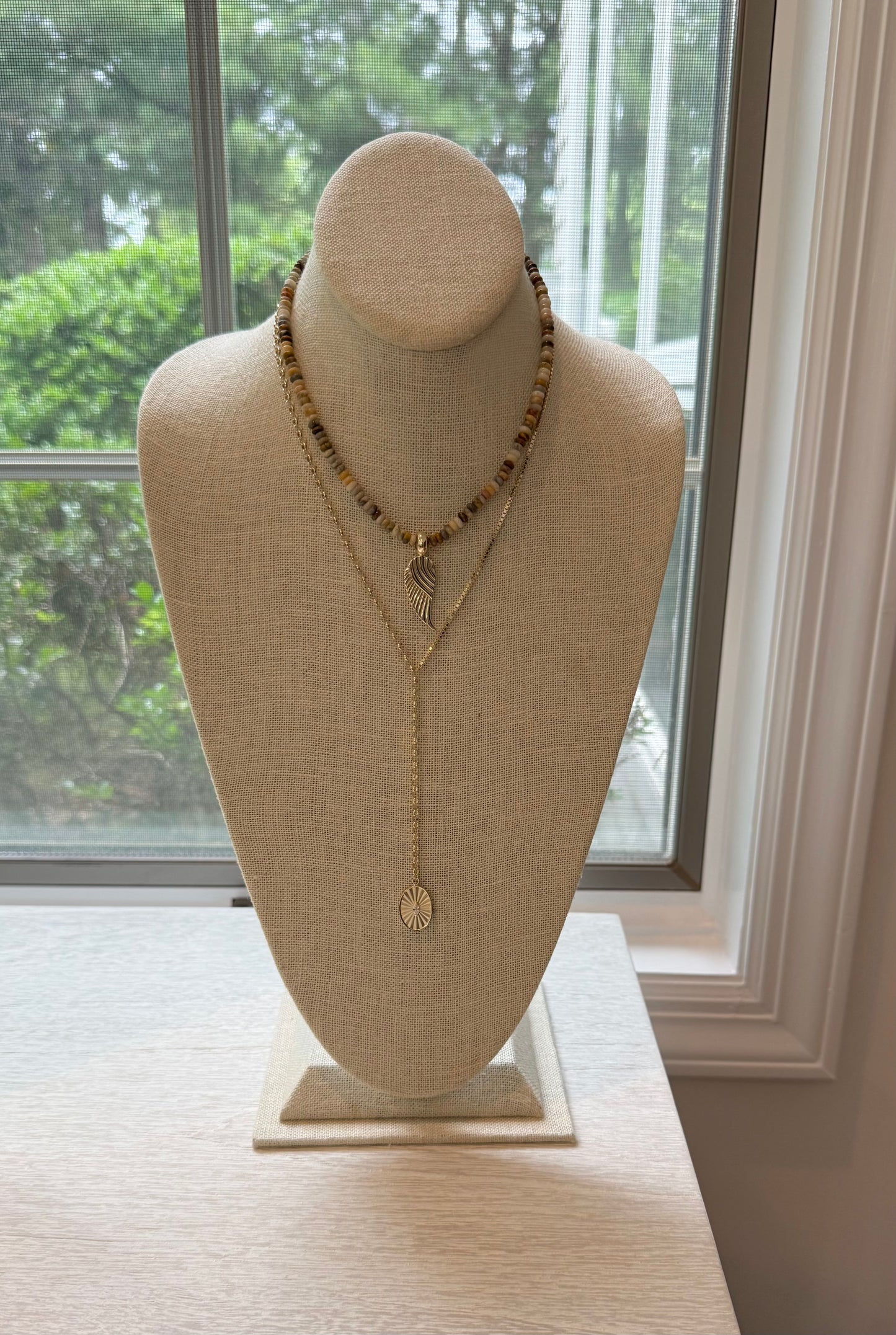 Leaf & Lariat Layers