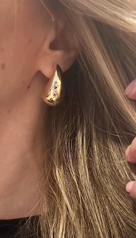 Teardrop Hollow Earrings