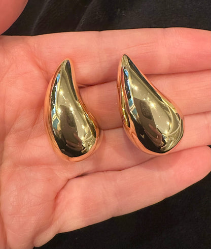 Teardrop Hollow Earrings