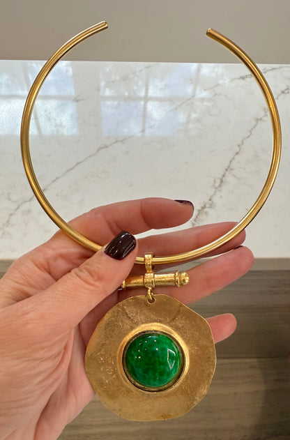 Large Pendant Stone Collar