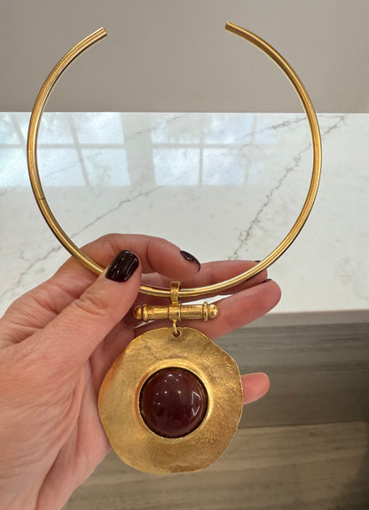 Large Pendant Stone Collar