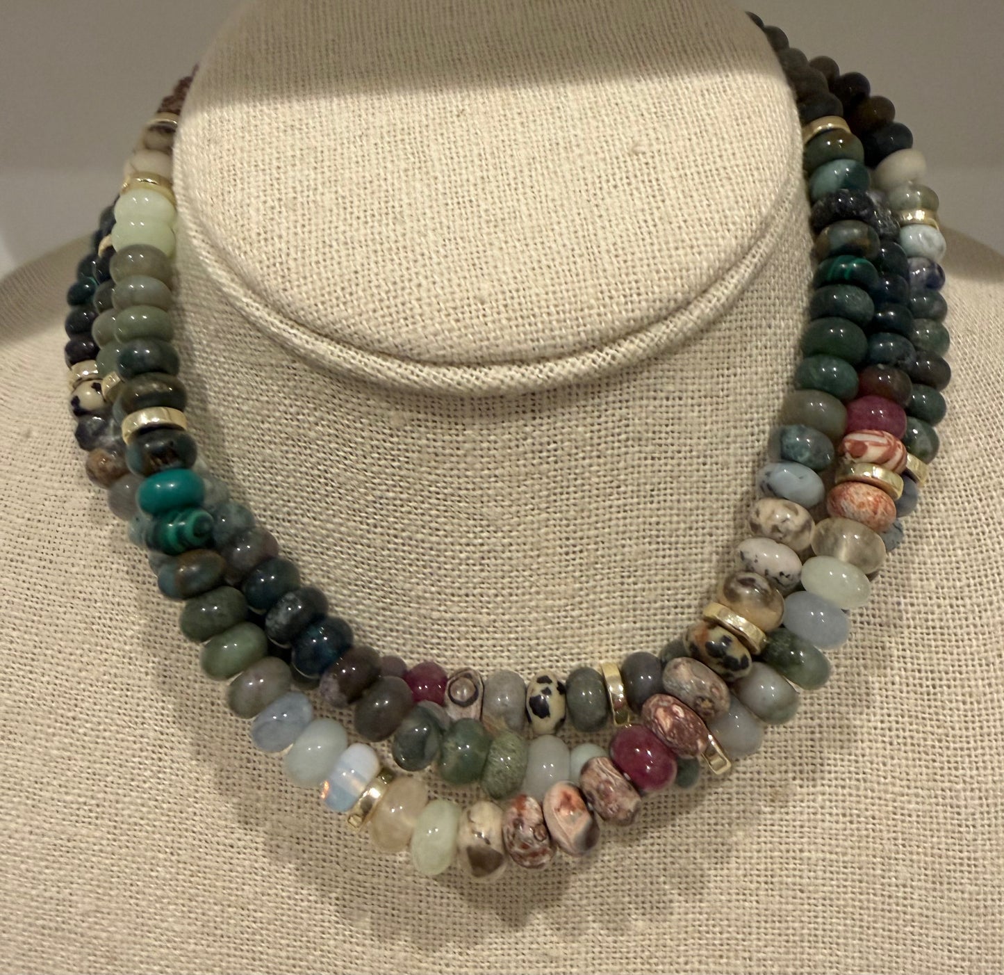Green/Earth Tones Stretch Beads