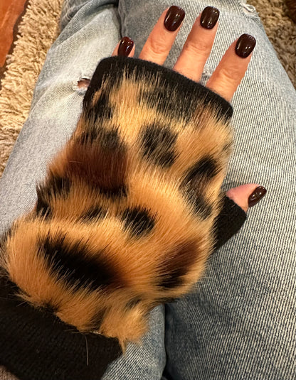 Leopard Faux Fur Fingerless Gloves