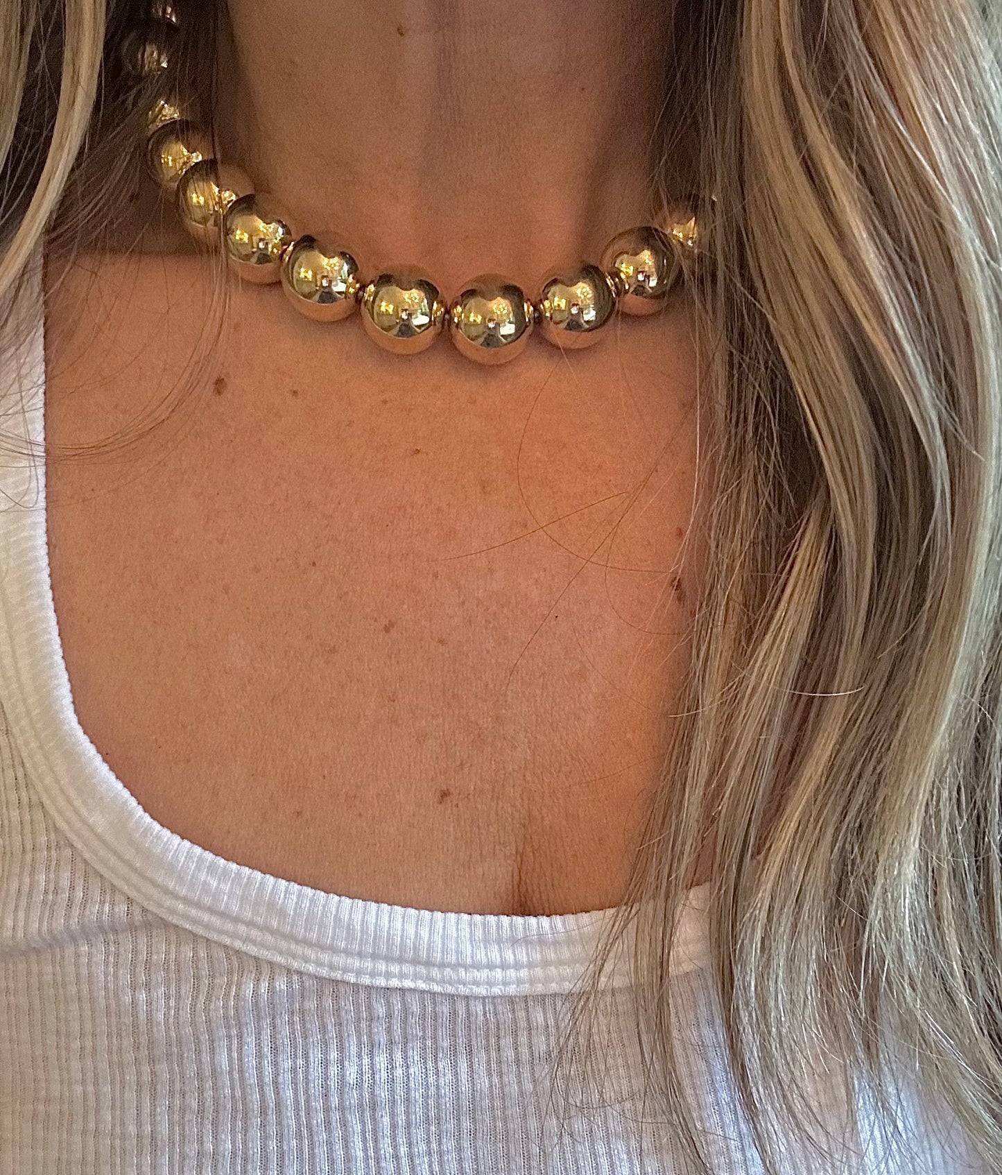 Big Gold Ball Stretch Necklace